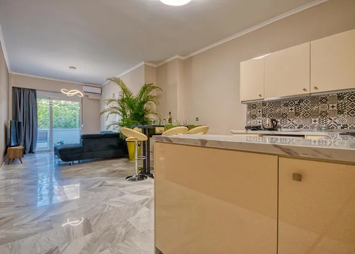 Rhodes Island Elli Rhodes City