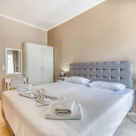 Rhodes Island Elli 3*